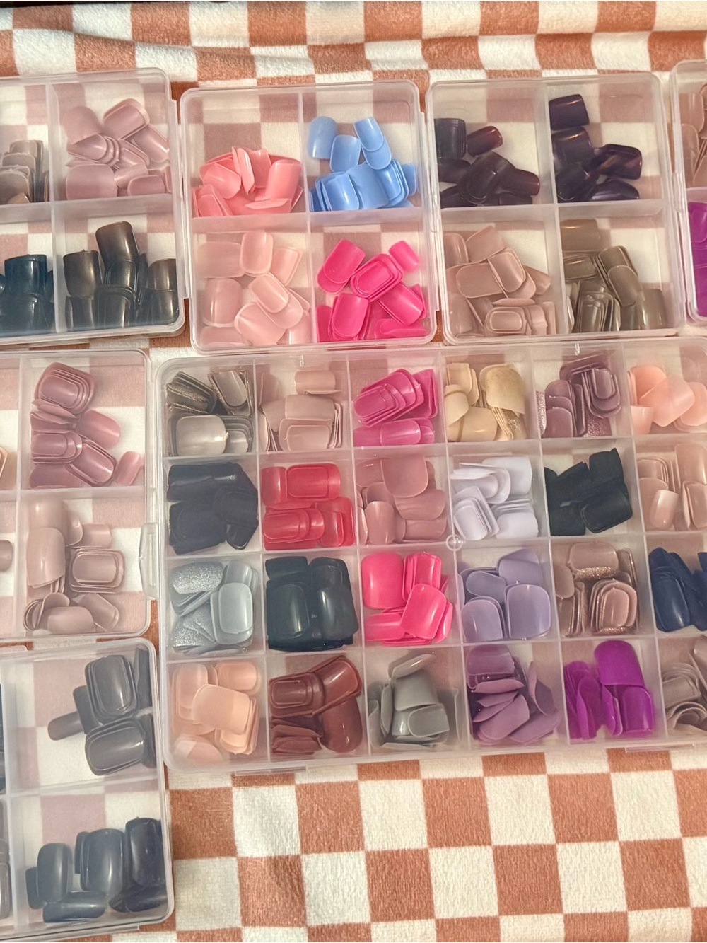 Mixed Press-On Nails Set - Assorted Colors